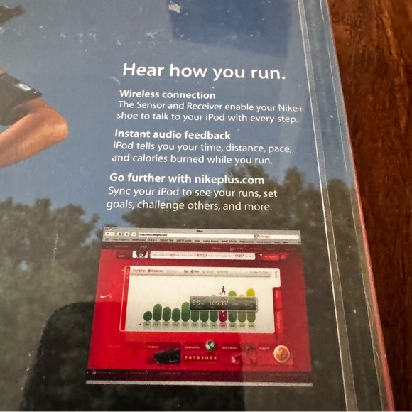 🌟FREE🌟NWT Apple iPod + Nike Sport Running Tracker Wireless Sensor Receiver Kit - Picture 2 of 3